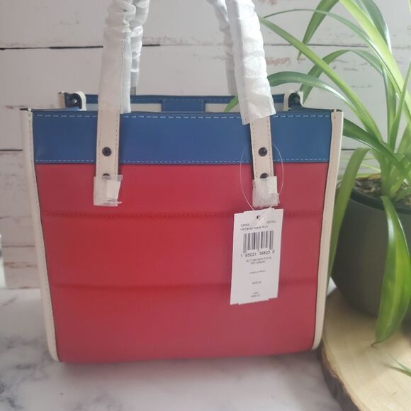 RETAIL Coach Puffy Quilted Field Tote 22 - Picture 10 of 13